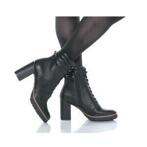 Naturalizer Callie Black Heeled Boots Lace Up LugSole NWT 9M